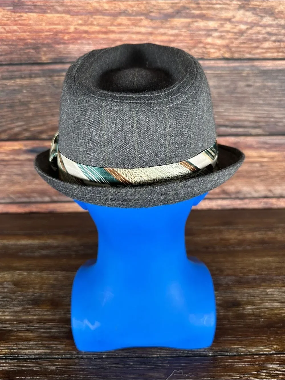 Goorin Bros Grey Fedora with Green pinstripes and silk band!